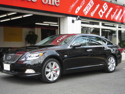 LEXUS LS600h