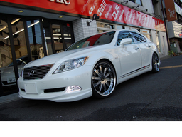 LEXUS LS460