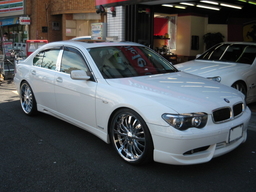 BMW735i