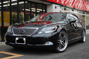 LEXUS LS600hl