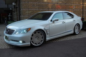 LEXUS LS460