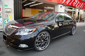 LEXUS LS600h