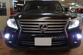 レクサスLX570 2013ｙモデル 外装バルブ交換 フォグランプHID バックランプLED