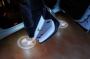 エンブレムドアカーテシ LED BMW F07