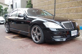 LORINSERフルエアロ取り付けカスタム ベンツW221後期 S550L BENZ ロリンザーカスタム