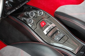 フェラーリ 458 イタリア 内装 パネル カーボン加工 平織り
