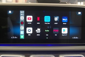 メルセデスベンツ GLSクラス マイバッハ カープレイ リアモニター接続