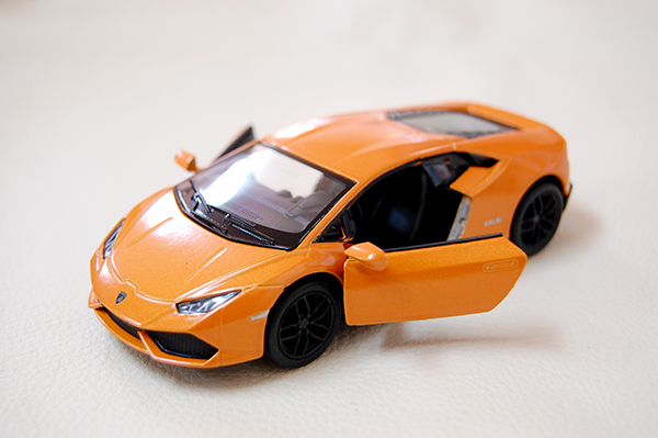 1/36 ランボルギーニ ウラカン
